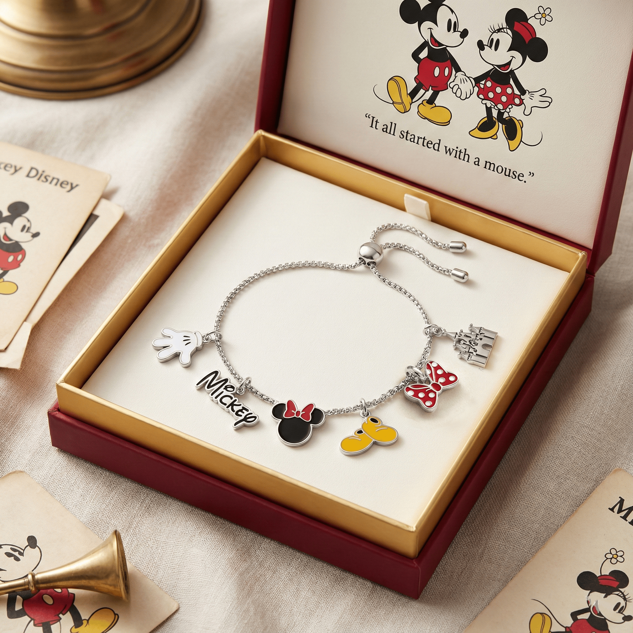 MICK Adjustable Charm Bracelet DAT